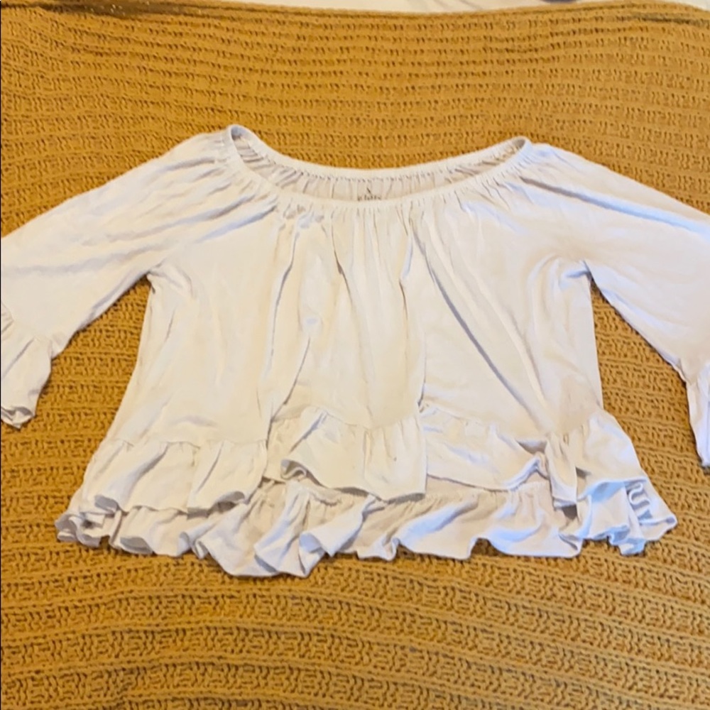 American Eagle Flowy Off the shoulder Top